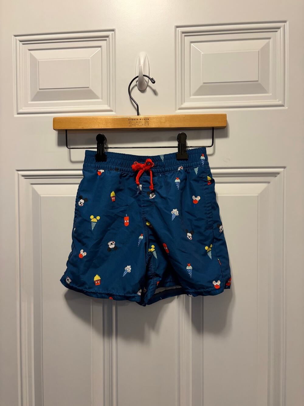 Disney Store Mickey Mouse Swim Trunks Shorts Boy Size 4